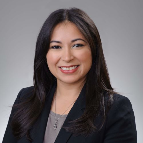 Carasusana Wall headshot