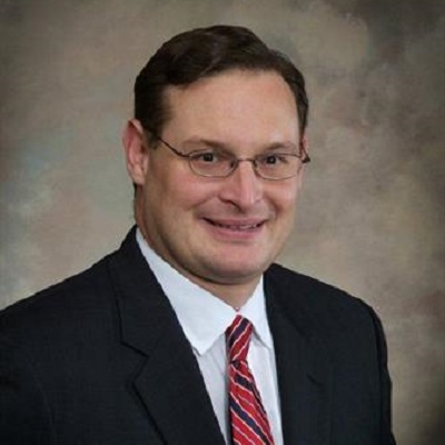 headshot of Paul Casi